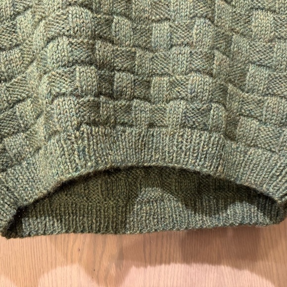 Vintage Handcrafted Sweater Vest Turtleneck Fringe / Wool / Boxy / Medium - Picture 3 of 8